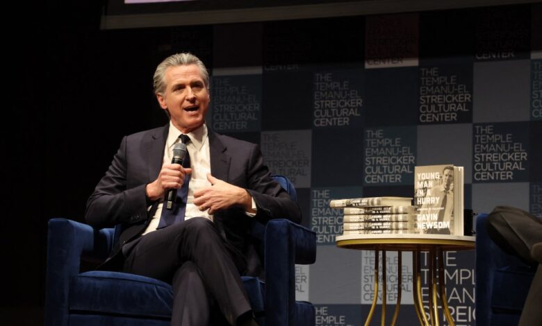 Гавин Невсом најављује тужбу више држава против РФК Јр.