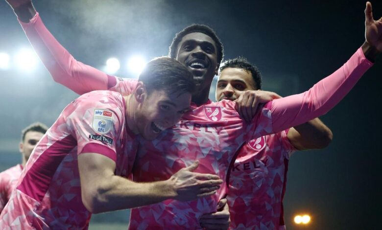 Млади фудбалер Соццерооса Мохамед Туре постигао је историјски хет-трик након што је прешао у Норвич од 5 милиона долара