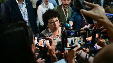 Научно новинарство на конопцу широм света док америчка помоћ смањује залогај