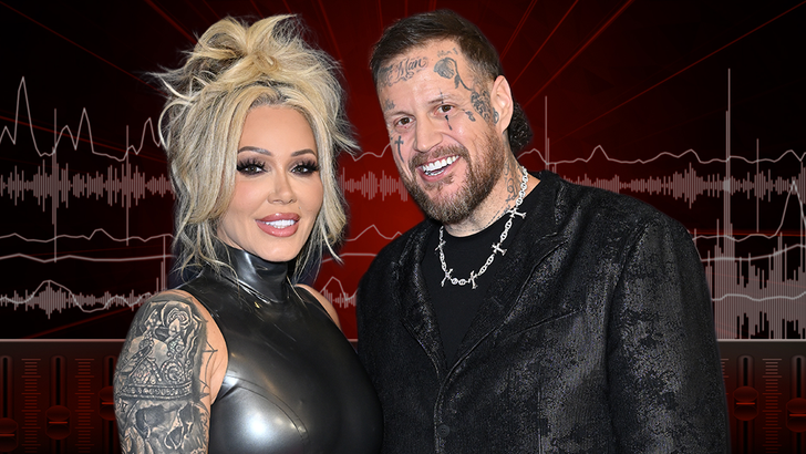 Супруга Јелли Ролл-а, Бунние Ксо, каже да је његов губитак тежине учинио да му пенис расте Супруга Јелли Ролл-а, Бунние Ксо, каже да је његов губитак тежине учинио да му пенис расте