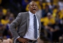 Да ли ће се НБА тренери икада вратити да носе одела? Доц Риверс нуди модерну идеју