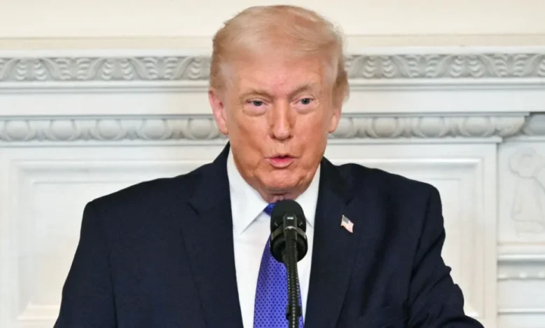 Доналд Трамп ће подићи глобалну царину са 10% на 15%