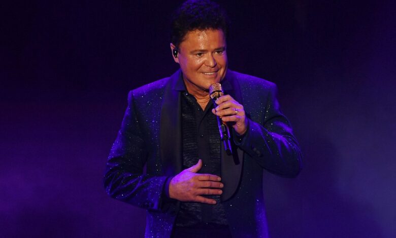 Посетилац концерта тужи Донија Озмонда, тврди да га је ударила лопта на изложби у Вегасу