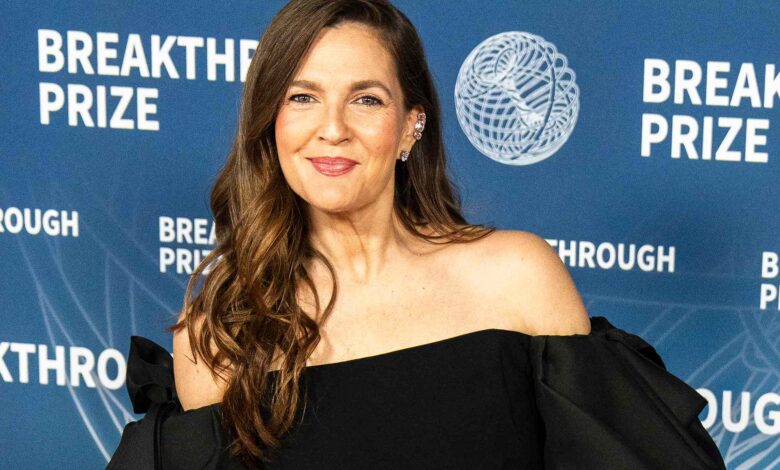 Древ Барриморе детаљно описује како се придружила клубу који је био велики