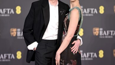 Пол Мескал, Грејси Абрамс деби на црвеном тепиху