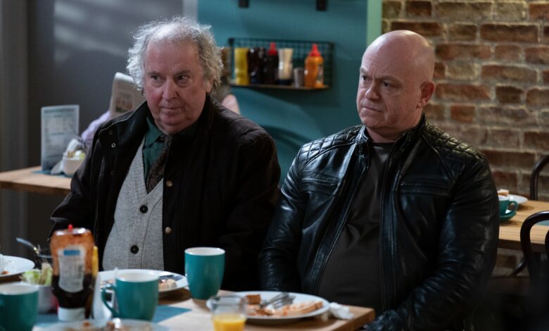 Рос Кемп је потврдио ‘експлозивни’ повратак ЕастЕндерса као Грант Митцхелл Рос Кемп је потврдио ‘експлозивни’ повратак ЕастЕндерса као Грант Митцхелл