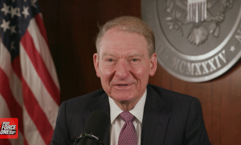 Председник СЕЦ-а Аткинс каже за „Под Форце Оне“ да више компанија мора да изађе на берзу, што се противи пробуђеним праксама ДЕИ