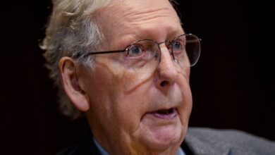 Мич Меконел је хоспитализован са симптомима сличним грипу