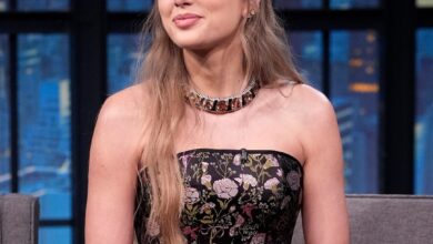 Тејлор Свифт на „Опалите“ музичком споту Ускршња јаја