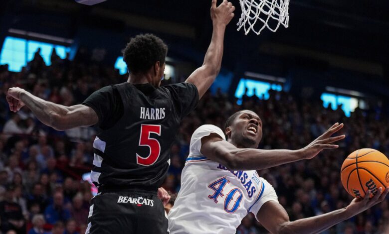 Како да покренете свој пулт мартовског лудила 2026: Играјте за награде, креирајте сопствену игру НЦАА турнира