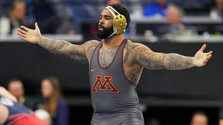 Освајач златне олимпијске медаље Габле Стевесон нада се да ће дебитовати у УФЦ-у на догађају у Белој кући