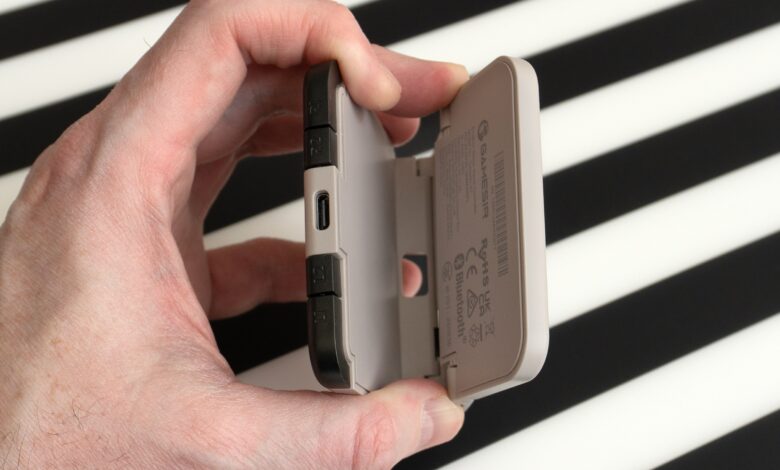 Поцкет Тацо је најбољи начин да свој телефон претворите у Гаме Бои