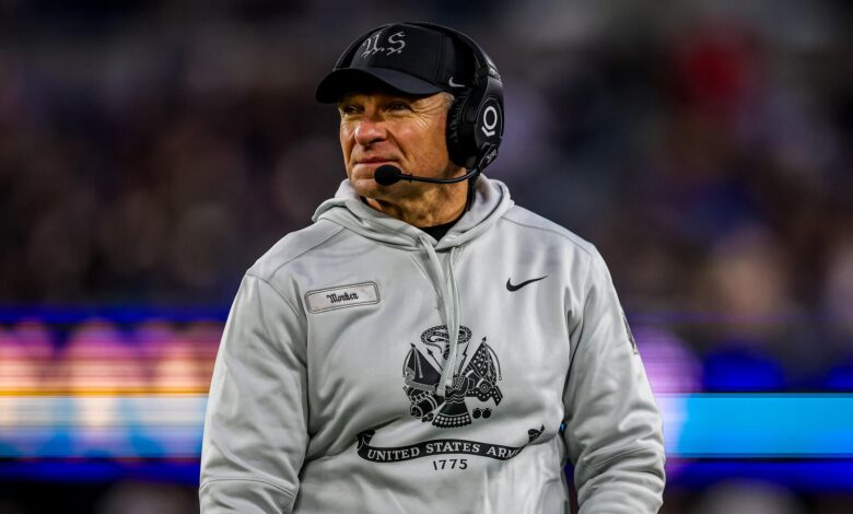 Војно-морнарска игра до викенда Дана захвалности? Схифт је предложио да помогне у планирању ЦФП-а