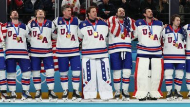 Хокејашки тим САД освојио је легендарно олимпијско злато; Дуке кошарка је на врху Мичигена Хокејашки тим САД освојио је легендарно олимпијско злато; Дуке кошарка је на врху Мичигена