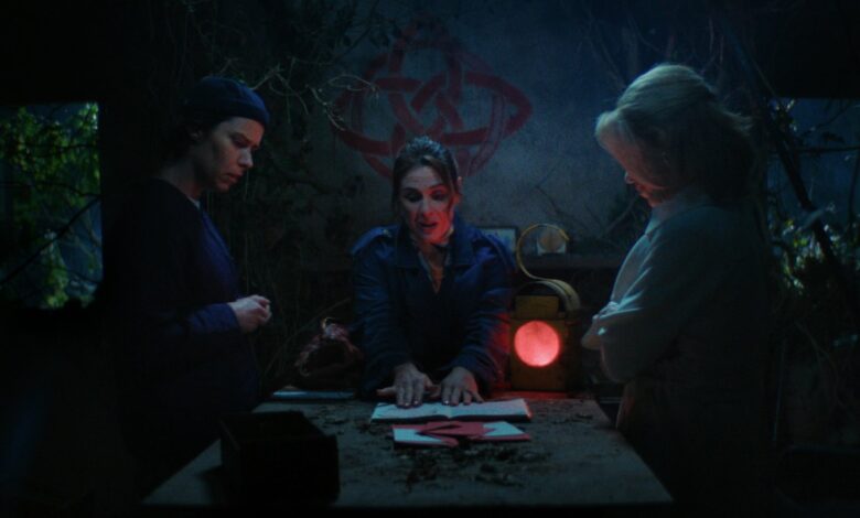 Рецензија „Како стићи до раја из Белфаста“: фанови „Дерри Гирлс“ морају погледати