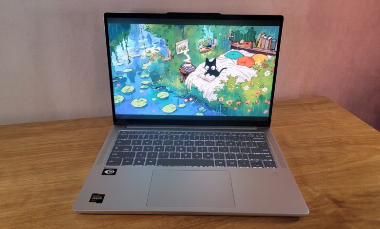 Lenovo Chromebook Plus 14 review: This fanless gem lasts 15+ hours with a gorgeous OLED display