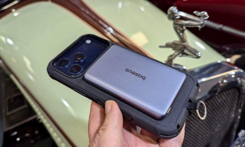 Најтањи МагСафе пуњач који сам тестирао не додаје скоро никакву тежину мом иПхоне-у Најтањи МагСафе пуњач који сам тестирао не додаје скоро никакву тежину мом иПхоне-у