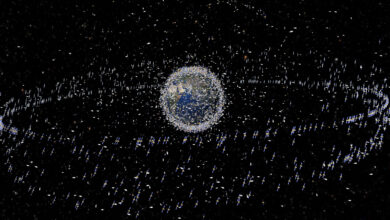 Суперкомпјутери су симулирали орбите 1 милиона сателита између Земље и Месеца – и мање од 10% је преживело