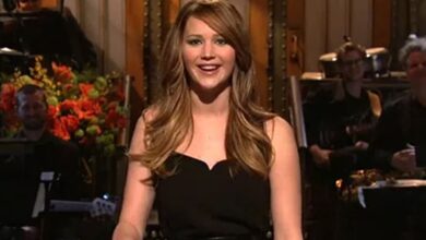 Џенифер Лоренс дели ‘СНЛ’ због жаљења због пнеумоније због ходања