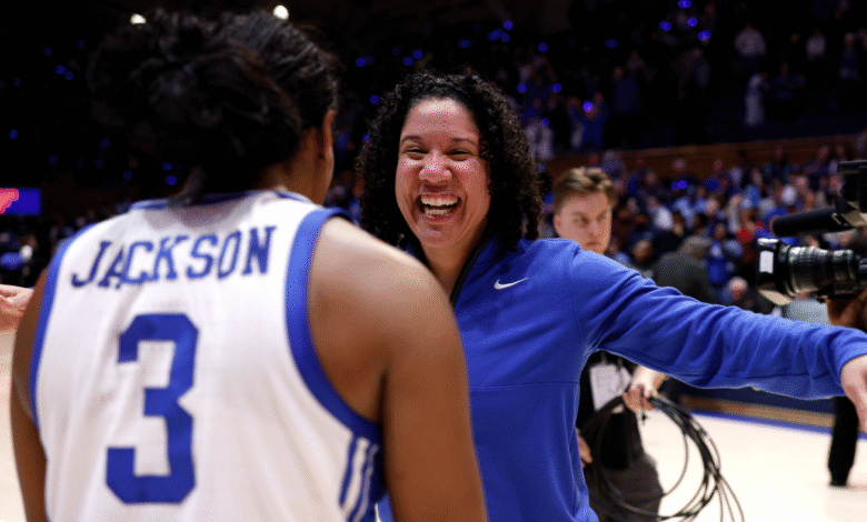 Како је Кара Лавсон водила Дукеа из ‘сезоне невоља у сезону просперитета’