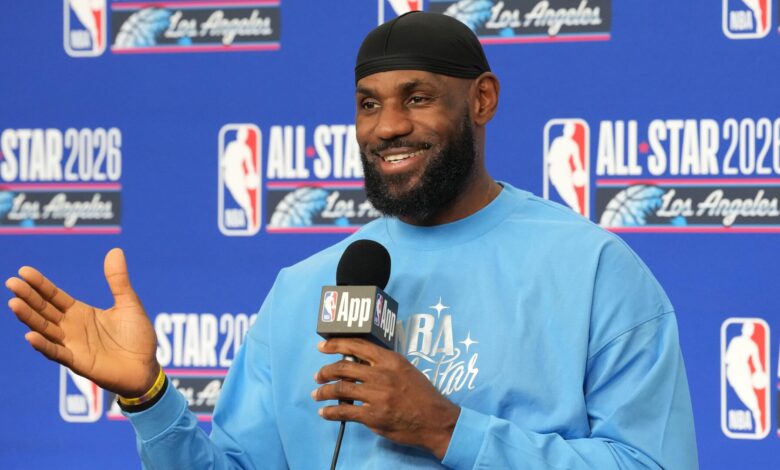 Леброн Џејмс се обраћа НБА пензији: „Кад ја будем знао, знаћете и ви момци“ Леброн Џејмс се обраћа НБА пензији: „Кад ја будем знао, знаћете и ви момци“