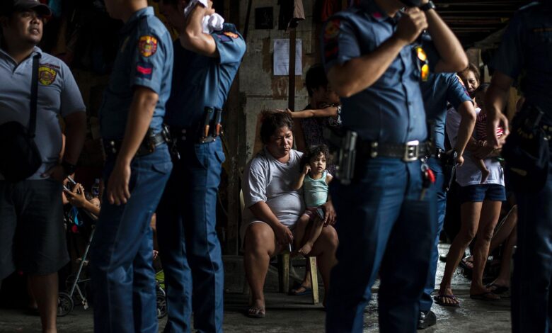 Дутерте каже да је превише стар, уморан и слаб да би се лично појавио док међународни суд почиње суђење за рат против дроге