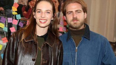 Звезда серије Странгер Тхингс Маја Хоук удаје се на венчању за Дан заљубљених Звезда серије Странгер Тхингс Маја Хоук удаје се на венчању за Дан заљубљених