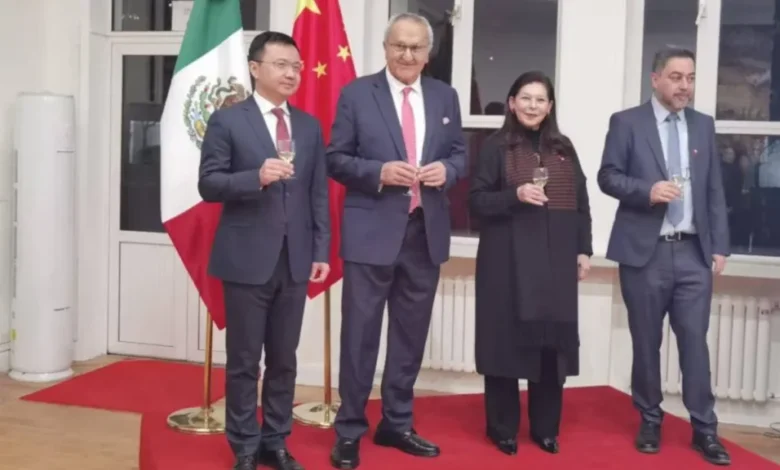 Мексико и Кина јачају везе током радне посете Пекингу
