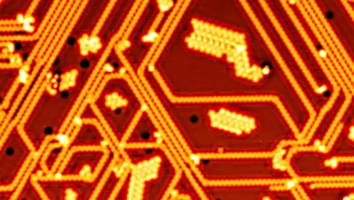 Научници потврђују једнодимензионално понашање електрона у ланцима фосфора