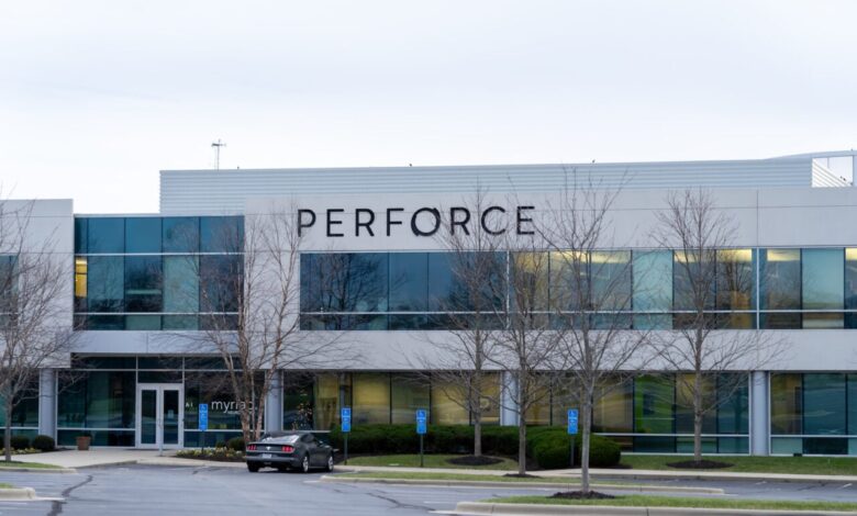 СааС компаније предузимају необичан корак да докажу да их вештачка интелигенција није смртно ранила