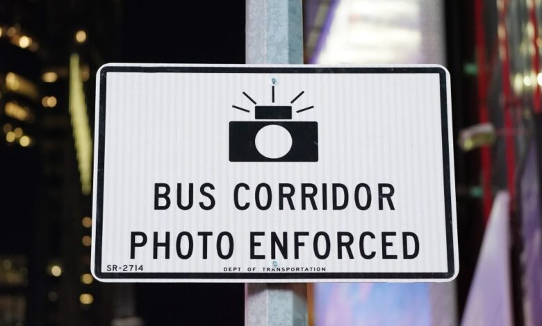 МТА додаје још камера за аутобуске траке како би ухватио подсмех возача у Њујорку: „Врста крађе“