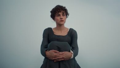 Емма Цоррин жуди са крова на први поглед на Нетфлик-ов понос и предрасуде