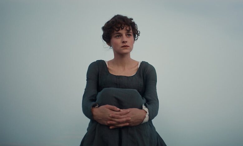 Емма Цоррин жуди са крова на први поглед на Нетфлик-ов понос и предрасуде