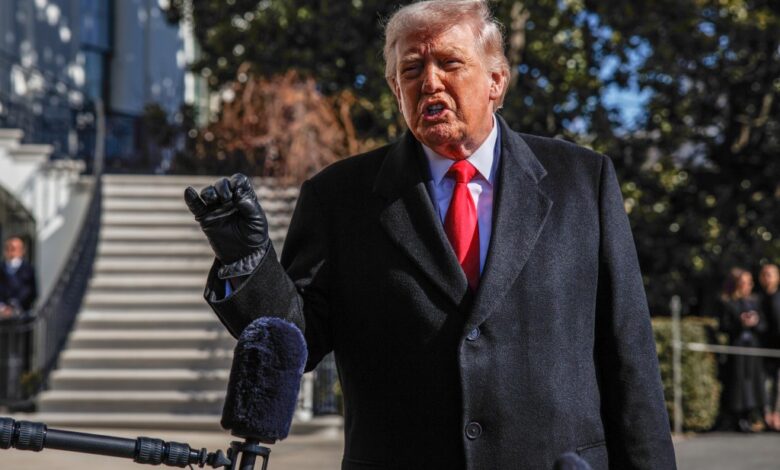 Трамп критикује Била Махера у посту Трутх Социал као „екстремно нервозног“, „НУЛА поверења у себе“ Трамп критикује Била Махера у посту Трутх Социал као „екстремно нервозног“, „НУЛА поверења у себе“