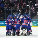 Џордан Столц освојио је сребро на 1500 метара на Олимпијским играма иза Нинг Џонгјана