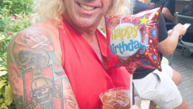 Транс убица је слао напаљене поруке одраслим моделима у данима пре него што је убио своју жену