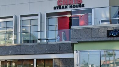 ‘Најезда штеточина’ затвара популарну Рутх’с Цхрис Стеакхоусе локацију у Марина Дел Реи’ ‘Најезда штеточина’ затвара популарну Рутх’с Цхрис Стеакхоусе локацију у Марина Дел Реи’