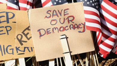 Како се безбедно организовати у доба надзора