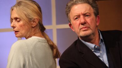 Шпанске поморанџе, рецензија – Запањујуће истраживање брака славних које је прекинуо скандал је веома пријатно