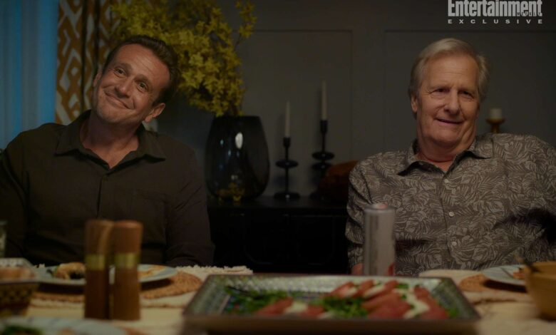 Џеф Данијелс је тата Џејсона Сигела у ексклузивном клипу 3 сезоне ‘Схринкинг’