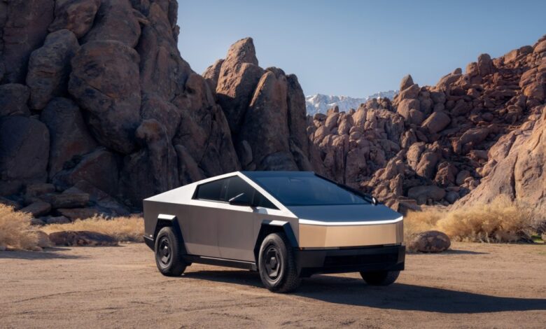 Теслин јефтинији Цибертруцк од 60.000 долара је и даље Цибертруцк