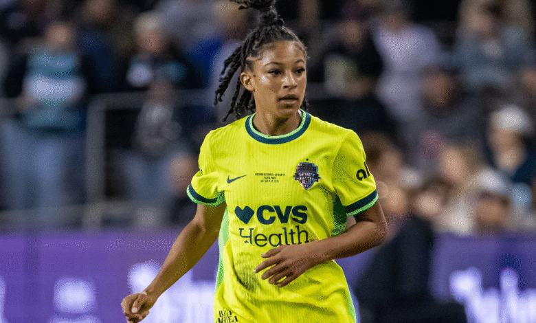 Тренутно преузима Бетхуне од Спирит-а у блокбастеру НВСЛ потеза