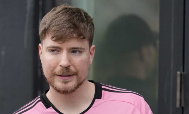 Калсхи оптужује уредника МрБеаст за трговину инсајдерима: НПР