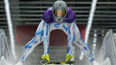 Украјински сањкаш каже да ће носити кацигу у част погинулим војницима упркос забрани Олимпијаде: НПР