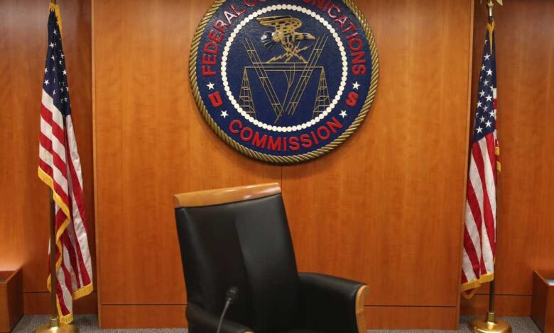 ФЦЦ обележава 250. годишњицу Америке позивом на више патриотског садржаја: НПР