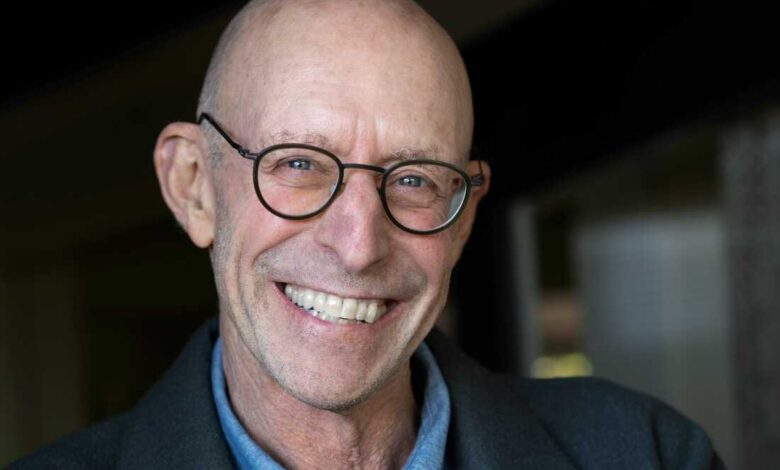 Мајкл Полан истражује вештачку интелигенцију и свест у ‘А Ворлд Аппеарс’: НПР