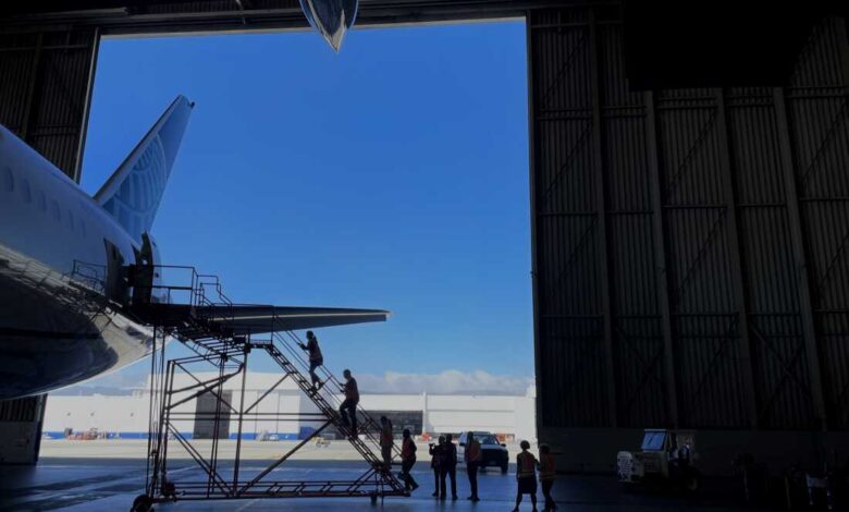 „Клиника страха од летења“ помаже анксиозним путницима да се врате у небо: НПР „Клиника страха од летења“ помаже анксиозним путницима да се врате у небо: НПР