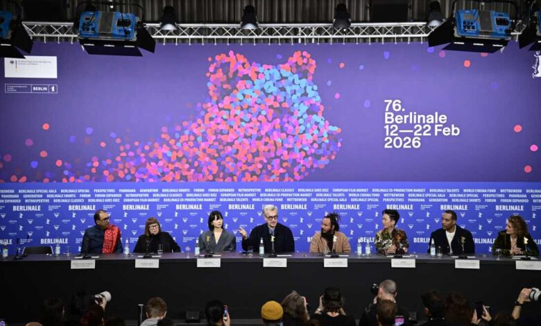 Има филмова, има политике и прича се о свему: НПР