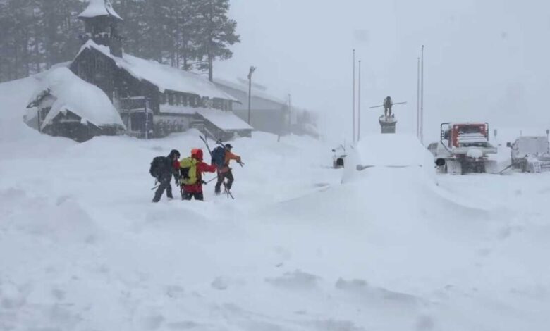 8 скијаша пронађено мртвих, а један се још води као нестао након лавине у Калифорнији: НПР 8 скијаша пронађено мртвих, а један се још води као нестао након лавине у Калифорнији: НПР