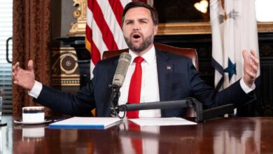 Тужбе откривају губитак слободе говора након смрти Чарлија Кирка: НПР